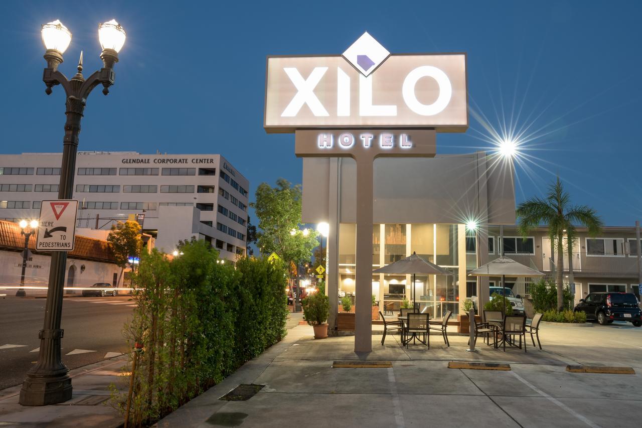 Hotel Xilo Glendale Bagian luar foto