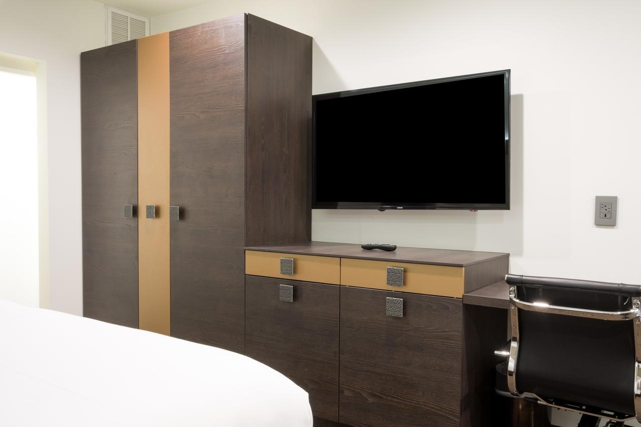 Hotel Xilo Glendale Bagian luar foto